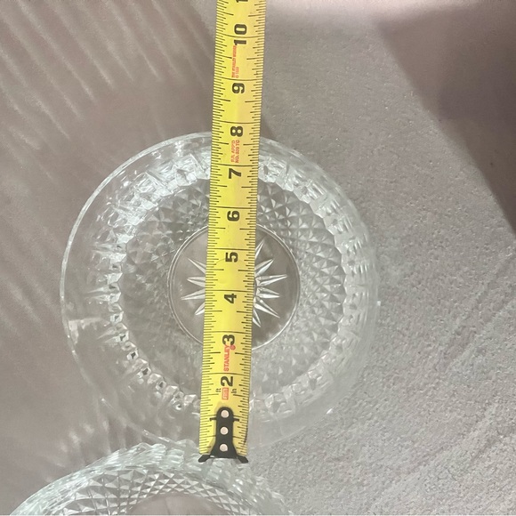 Arocroc Crystal salad bowls 8 and. 9 in  starburst pattern - Picture 3 of 8